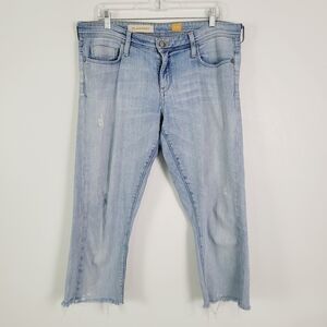 Anthropologie Pilcro and the‎ Letterpress Fit Hyphen Light Wash Raw Hem Cropped
